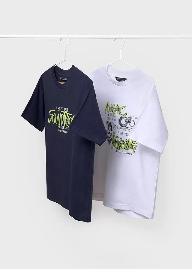 [6018] Camiseta Blanca/ Azul Letras Relieve