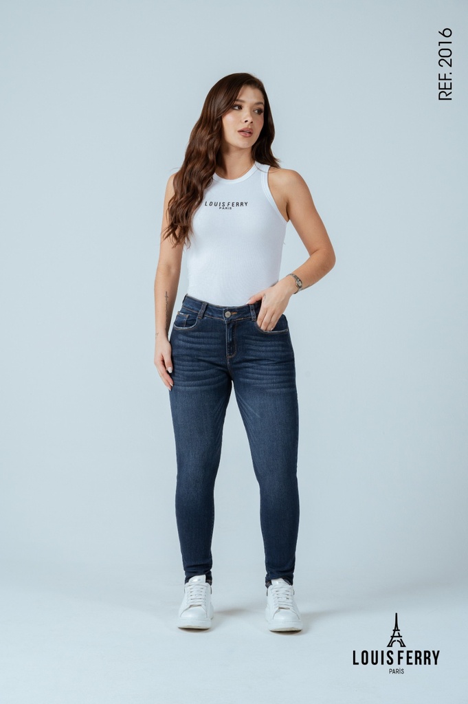 SKINNY DAMA